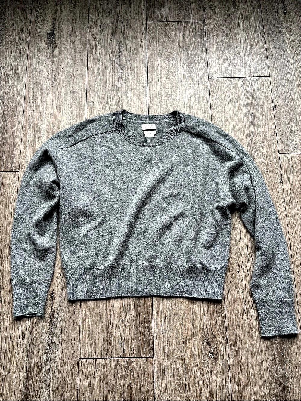 ASPEN Cashmere Crewneck Sweater Size Small